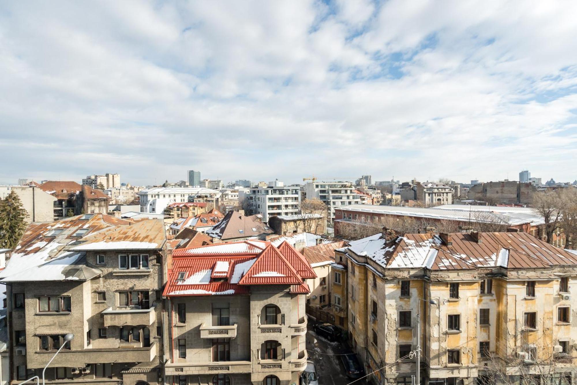 City View Apartment With Private Balcony 부쿠레슈티 외부 사진
